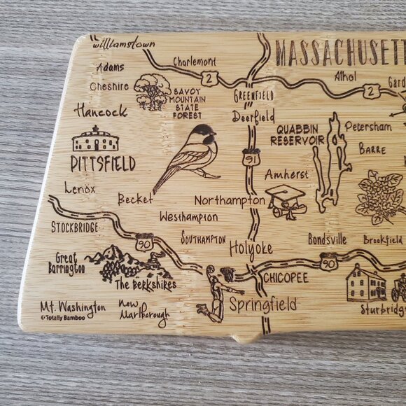 Totally Bamboo "Massachusetts" cutting and serving board - Picture 2 of 10